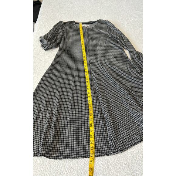 Lou & Grey for Loft Dress Women's Sz M B/W Long Sleeve Pullover Swing Jersey Y2K - Picture 5 of 7